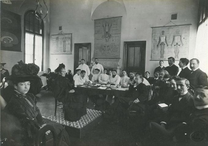 Merci à l’ Évolution Psychiatrique, présentation d’une patiente