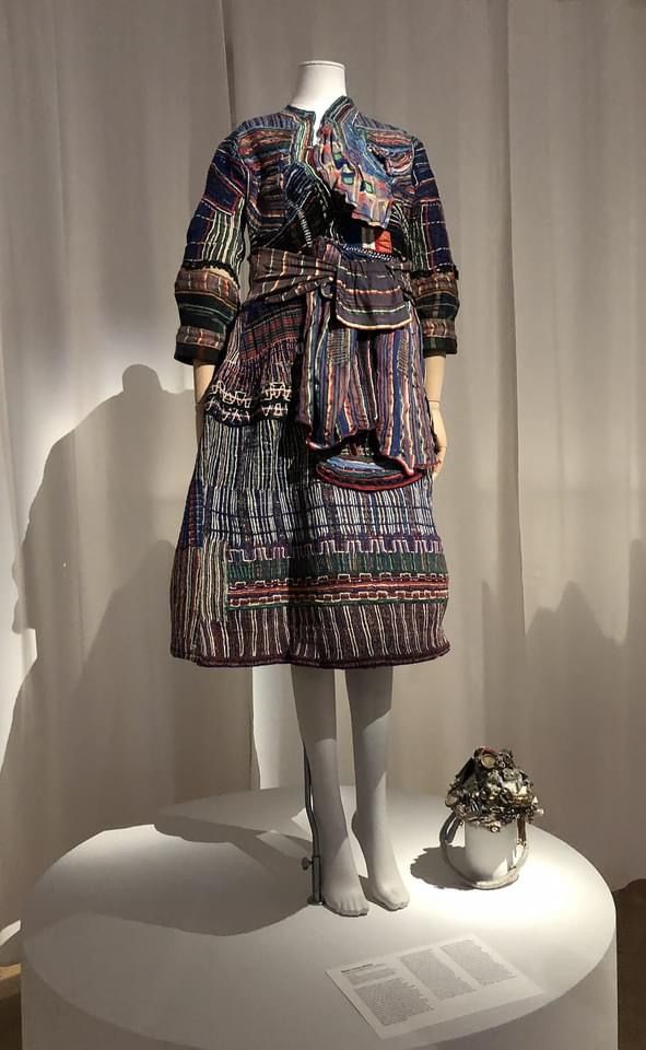 LA ROBE et sa couronne, portrait